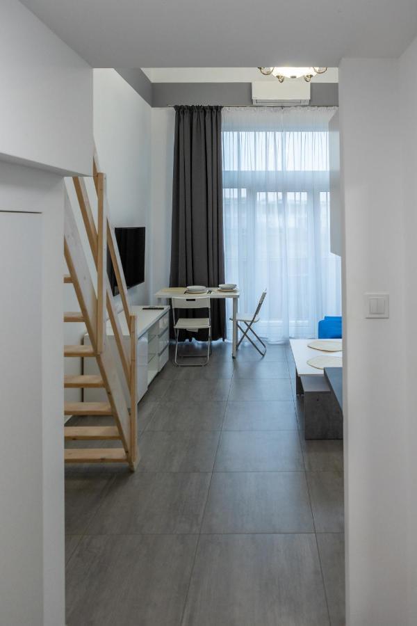 Studia Przy Lotnisku Od Wroclawapartament-Pl Ngoại thất bức ảnh
