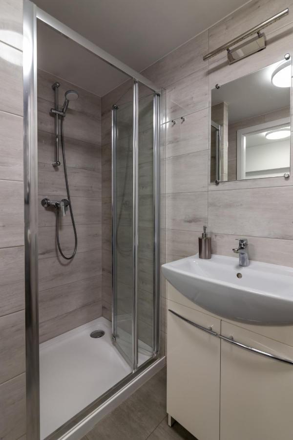 Studia Przy Lotnisku Od Wroclawapartament-Pl Ngoại thất bức ảnh