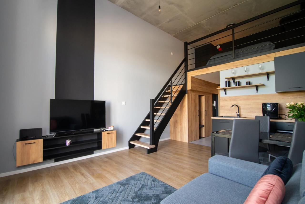 Studia Przy Lotnisku Od Wroclawapartament-Pl Ngoại thất bức ảnh