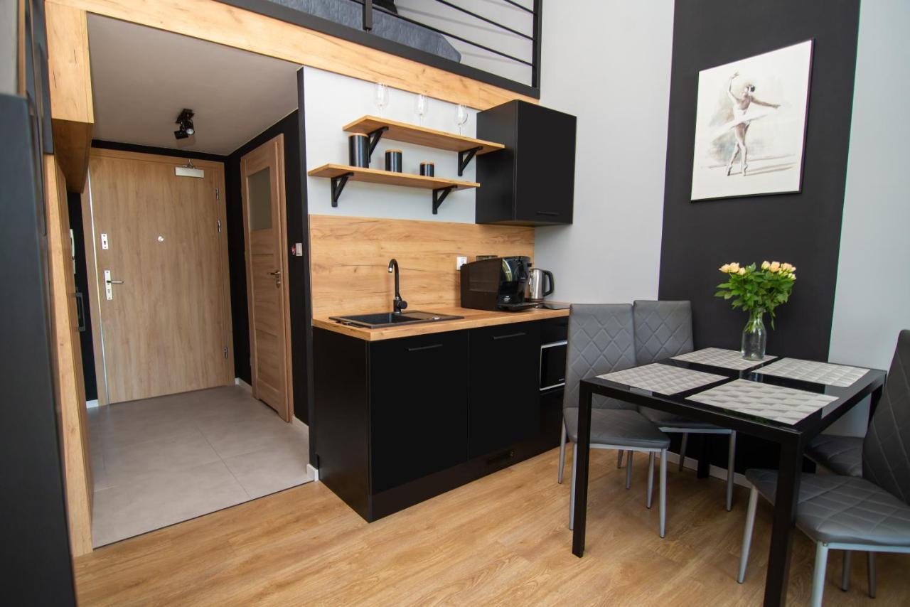 Studia Przy Lotnisku Od Wroclawapartament-Pl Ngoại thất bức ảnh